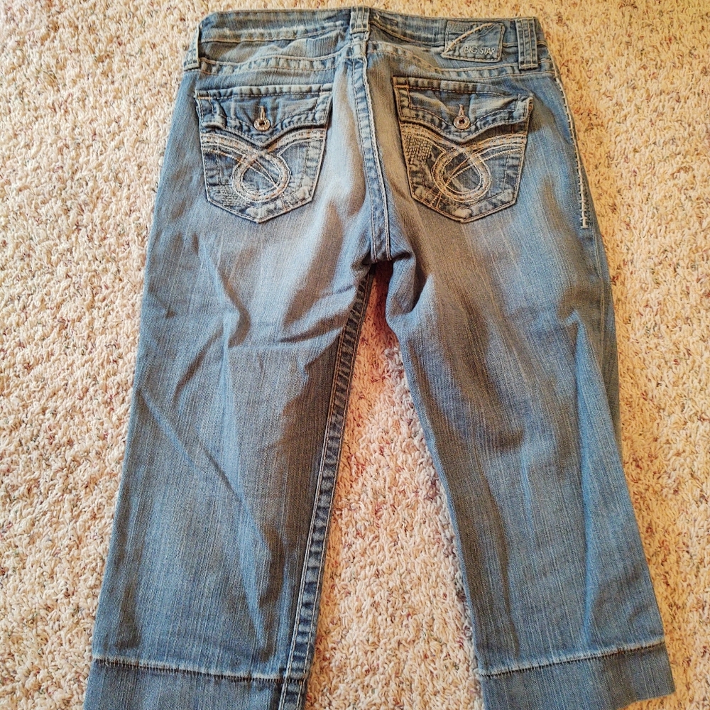 Big Star Maddie Fit mid rise Capri 28